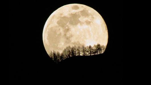 Superluna immortalata da Enrico Gianati, Domodossola