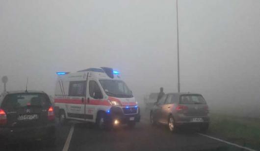  Tanti disagi con incidenti per nebbia