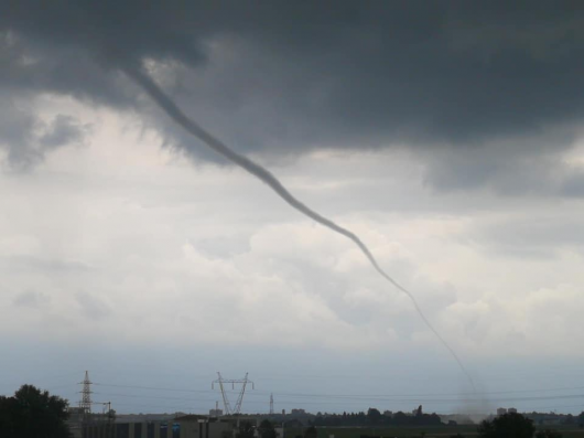Tornado a Trecate (Novara) - Fonte Pagina Facebook Centro Meteo Piemonte - CMP