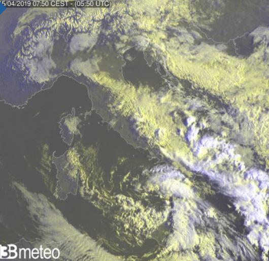 Ultima immagine dal Sat, ancora molto instabile al Sud e medio Adriatico