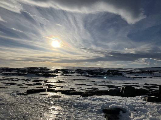 Viaggio nelle terre a Nord dell'Islanda con nubi lenticolari