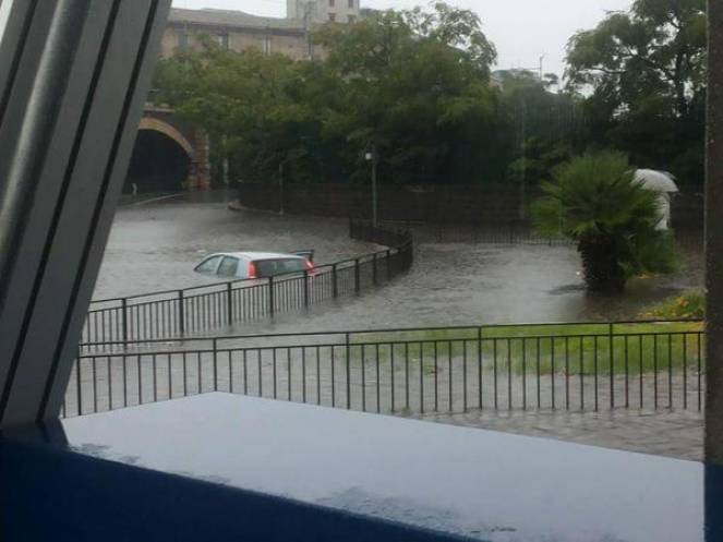 Alluvione a Catania (fonte twitter.com/seisiciliano) 