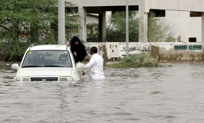 Alluvione lampo colpisce la citta di Gedda in Arabia Saudita