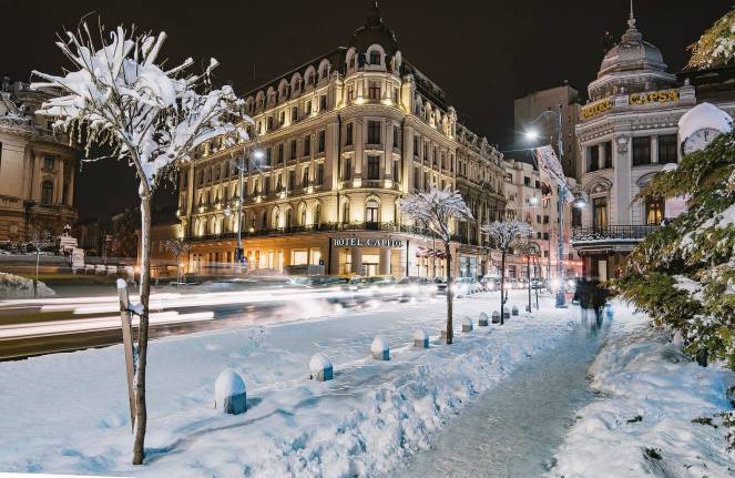 Bucarest con neve e gelo