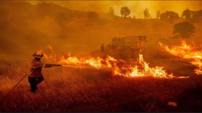 Caldo eccezionale ed incendi in California