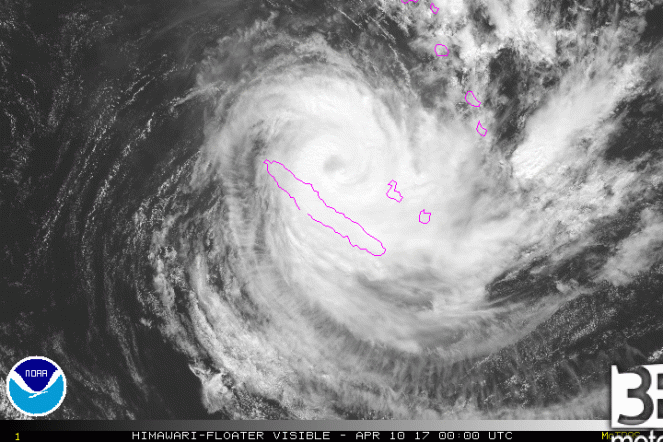 Ciclone tropicale Cook visto dal satellite