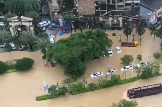 Cina. Inondazioni nel Guangxi