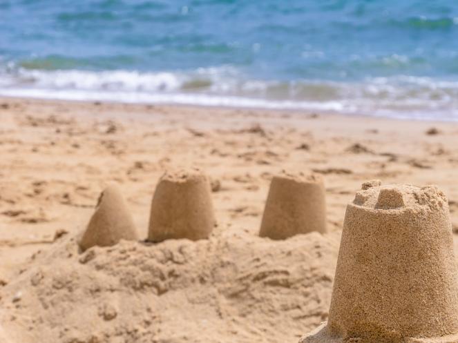 Come si ottiene il castello di sabbia perfetto?