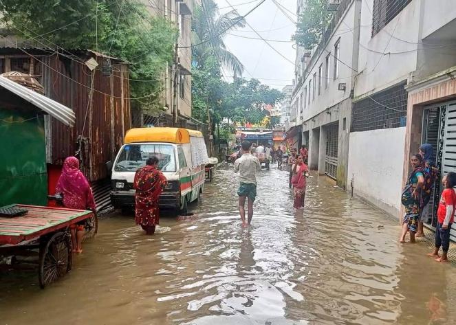 Cronaca meteo. Bangladesh, la tempesta tropicale Sitrang provoca piogge torrenziali e almeno nove vittime - Video