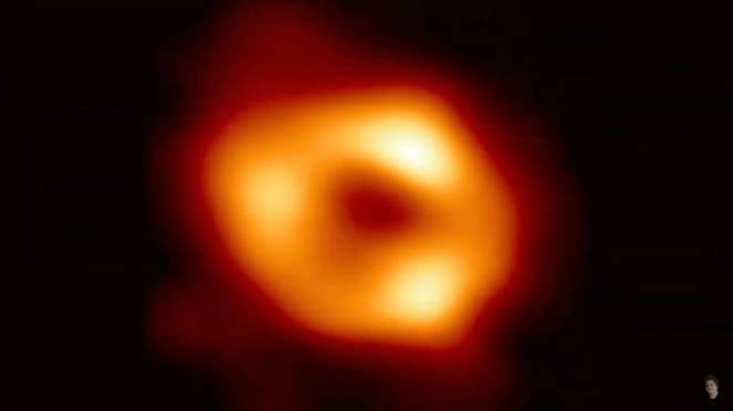 Ecco Sagittarius A, il buco nero al centro della Via Lattea