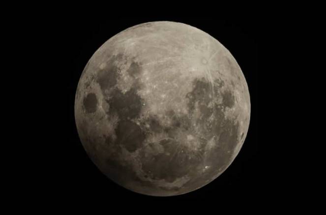 Eclissi di penombra di Luna del 25 marzo (lunedì)
