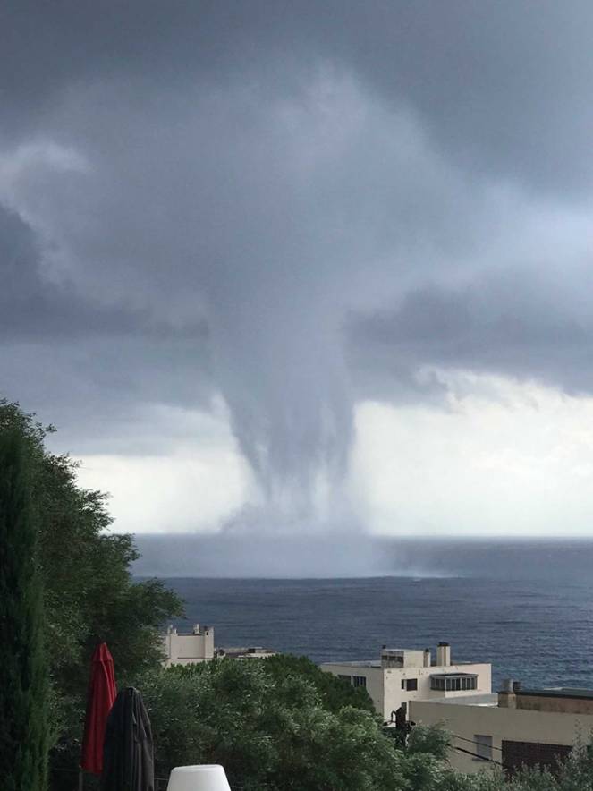 Gigantesca tromba d'aria a Bastia in Corsica (severe weather europe)