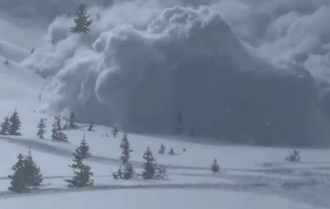 Gigantesca valanga nello Utah uccide 4 sciatori ma altri 4 si salvano