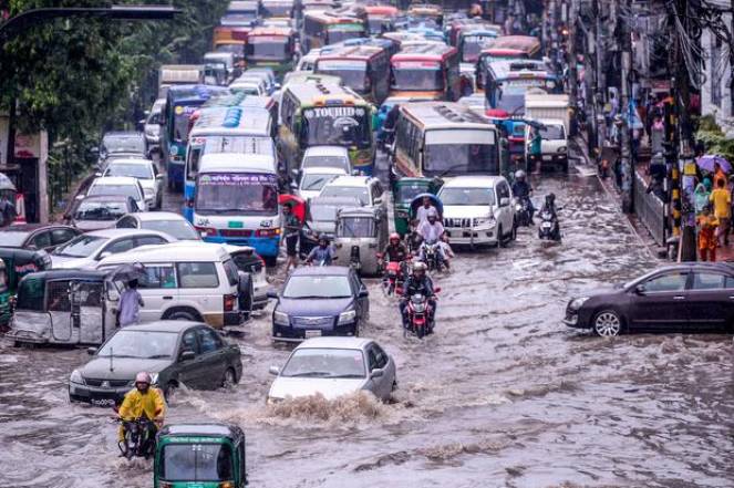 Gravi alluvioni tra India, Pakistan, Nepal e Bangladesh