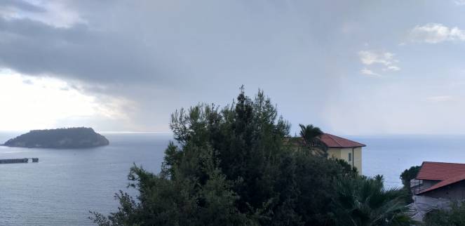 I temporali sul Golfo di Napoli