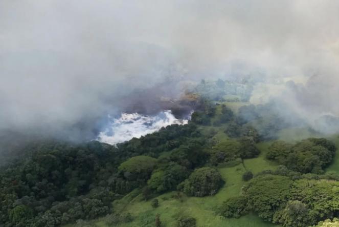 Il Green Lake di Kapoho è stato vaporizzato dal flusso di lava