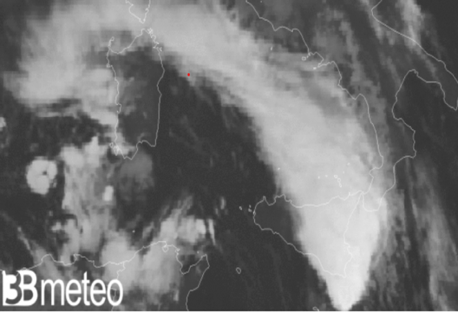 Il pericoloso sistema temporalesco V-SHAPED sulla Sicilia
