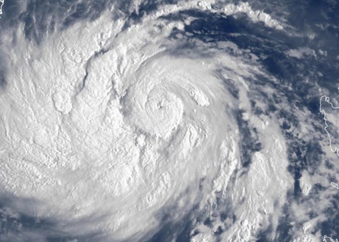 Il tifone Noru lunedÃ¬ visto dal satellite