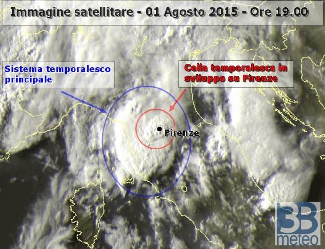 Il violento temporale su Firenze visto dal satellite