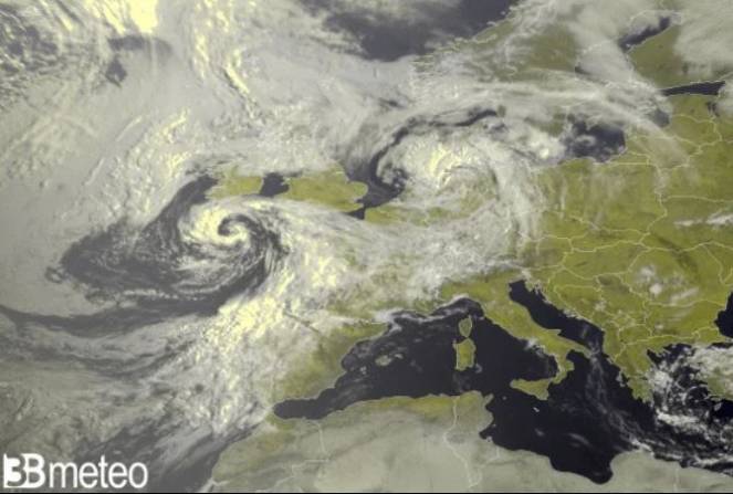 Il vortice ciclonico destinato ad entrare sul Mediterraneo nella giornata di martedì