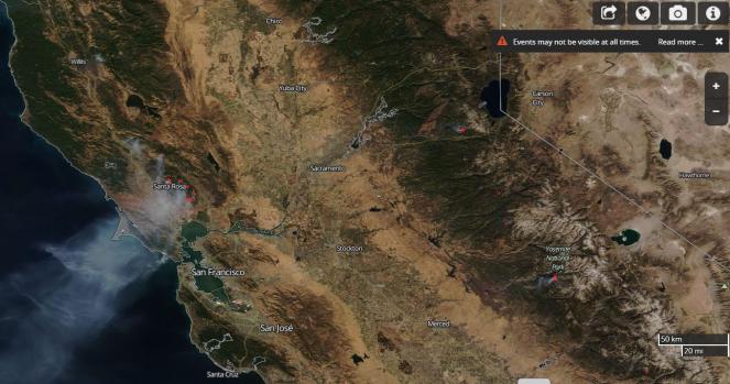 Incendi in atto in California (puntini rossi) visti dal satellite