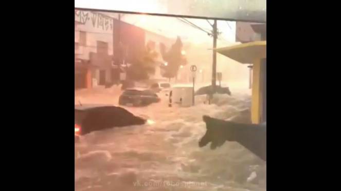 Incredibile alluvione lampo a Belo Horizonte, Brasile