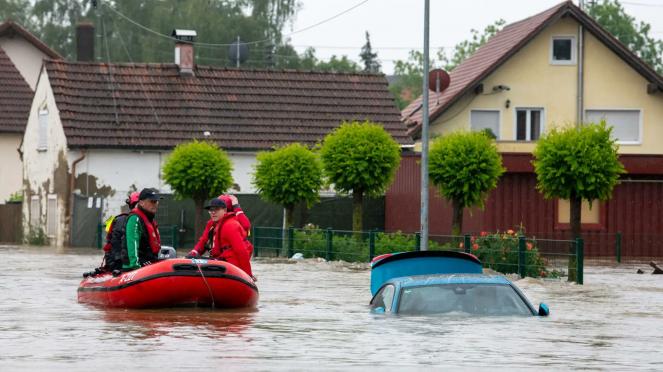 Cronaca meteo. Germania, piogge alluvionali e inondazioni in Baviera, evacuazioni corso e una vittima - Video