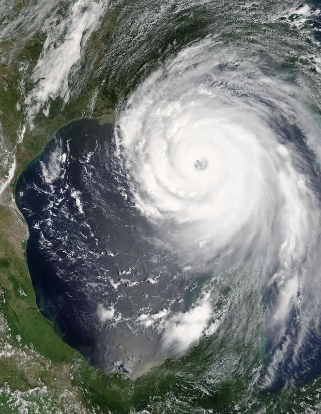 Katrina poco prima di raggiungere il suo picco di intensità il 28 agosto 2005