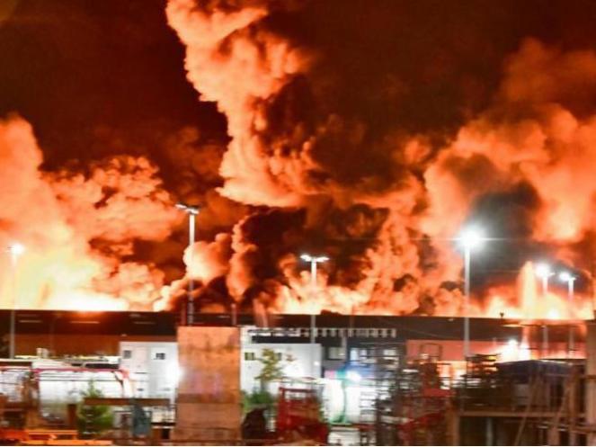 L'incendio a Rouen (Fonte immagine: corriere.it)