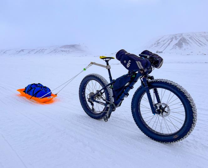 La bicicletta con cui Omar di Felice ha affrontato i ghiacci oltre il Circolo Polare Artico