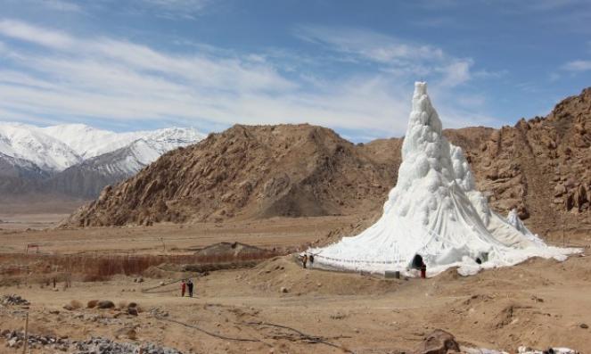 La stupa di ghiaccio. Foto di Sonam Wangchuk