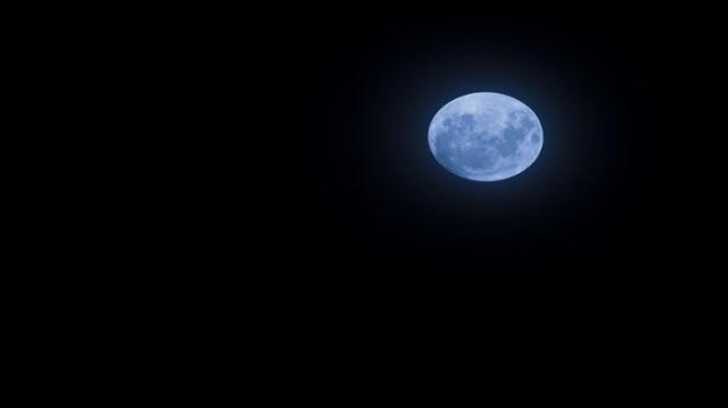 Luna blu, due lune piene