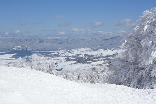 Meteo Calabria, ancora maltempo neve abbondante in montagna fino a quote relativamente basse