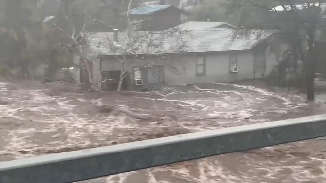 Meteo - Emergenza alluvioni in California