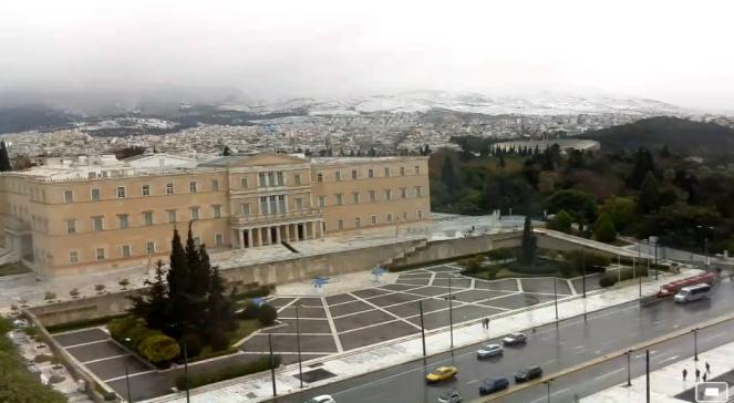 Neve e gelo sull'Europa orientale, imbiancata Atene
