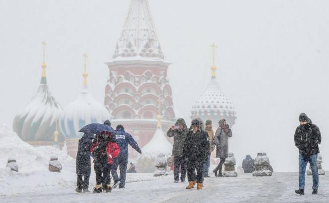 Nevicata record a Mosca, non accadeva da 60 anni
