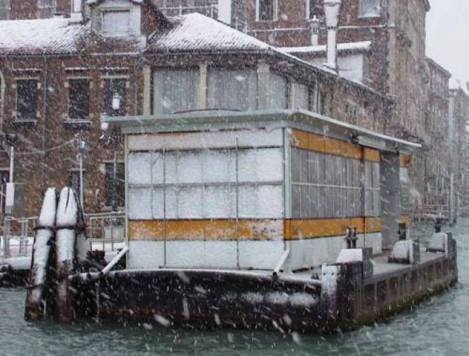 Ore 13: ha inizio la bufera di neve a Venezia