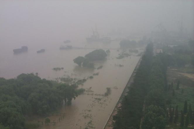 Pesanti alluvioni colpiscono la Cina meridionale, le peggiori degli ultimi 60 anni