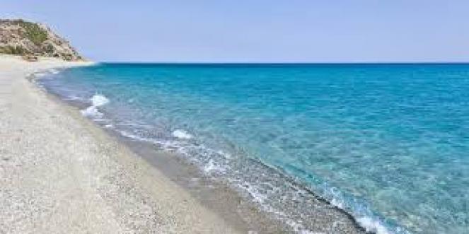Superfice del mar Mediterraneo centrale più fredda della media