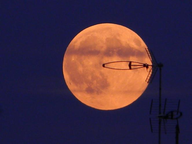 Superluna fotografata da M'aria Calabrese - Pioltello