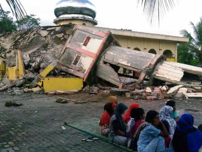 Terremoto a Sumatra, i danni a Pidie, nell'Aceh. Foto: Zian Muttaqien. Fonte:AFP