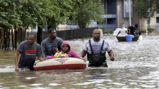 Texas alluvioni e inondazioni senza precedenti