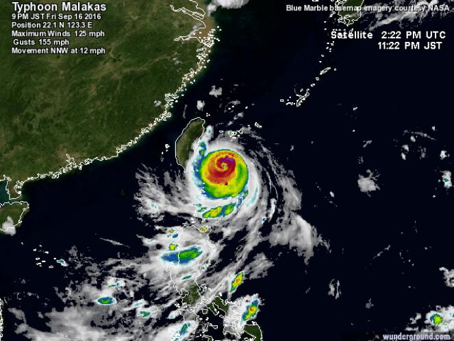 Tifone Malakas visto dal satellite