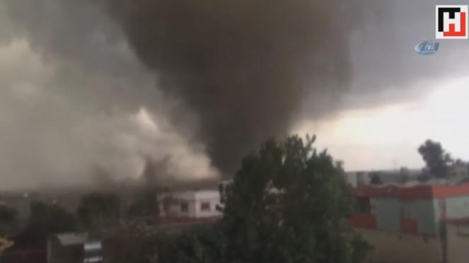 Tornado colpisce la Turchia meridionale, danni e feriti