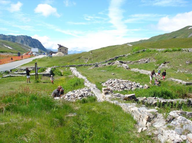 Trekking archeologico in Valle d'Aosta