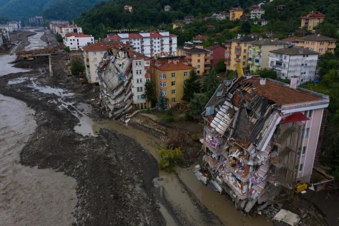 Turchia - Dopo il terremoto anche le alluvioni