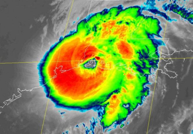Uragano Laura, landfall in Louisiana come categoria 4