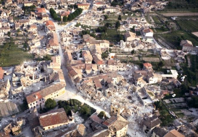 Vaste distruzioni su ampie zone del Friuli