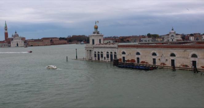Venezia con il fenomeno dell'acqua alta