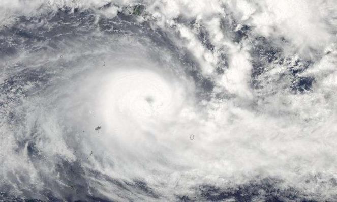 Winston il più potente ciclone di sempre si abbatte sulle Fiji
